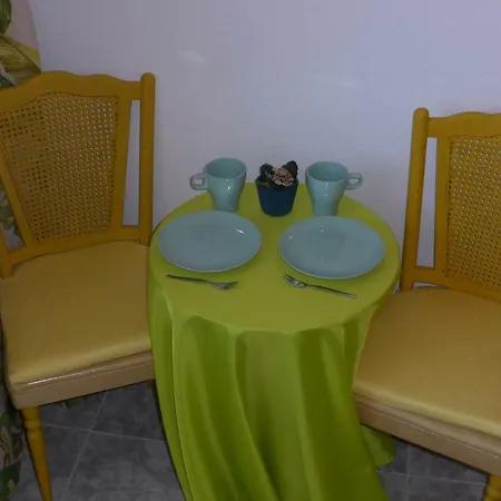 Homestay 